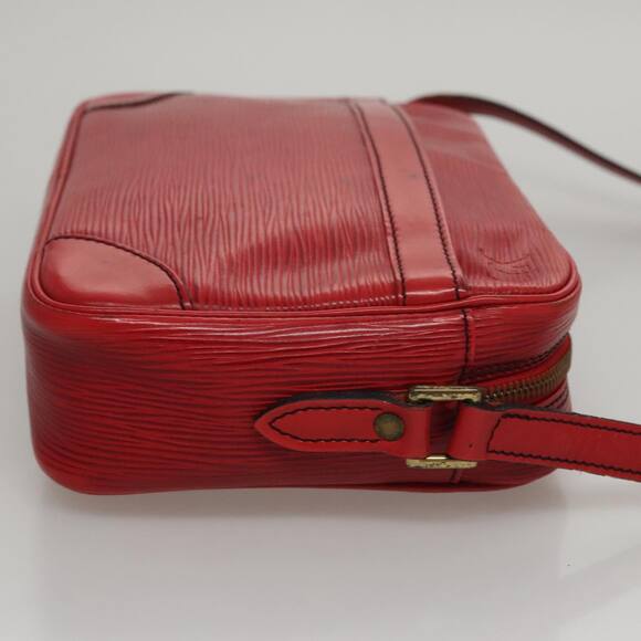 LOUIS VUITTON Epi Trocadero 23 Shoulder Bag Red M52307 - Picture 4 of 13